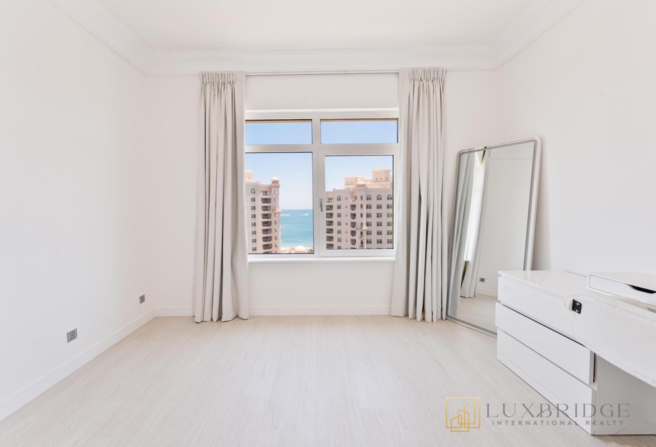 Fully Upgraded | Spacious | Partial Sea View photo 16