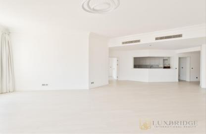 Apartment - 3 Bedrooms - 4 Bathrooms for rent in Al Shahla - Shoreline Apartments - Palm Jumeirah - Dubai
