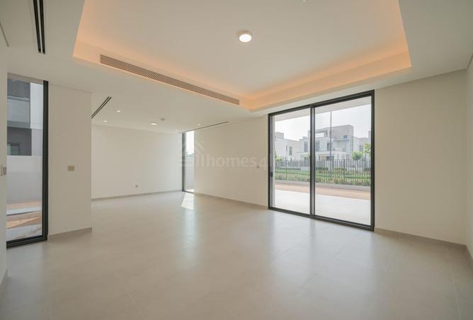 54926972 - Property Image 2