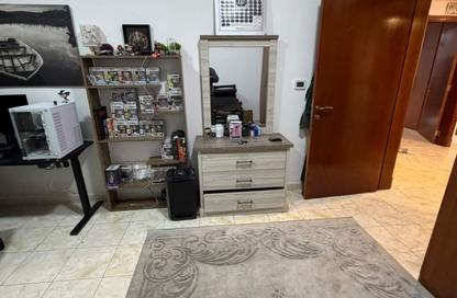 Apartment - 3 - 4 for sale in Al Dana Tower - Al Majaz 3 - Al Majaz - Sharjah