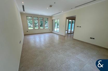Villa - 3 Bedrooms - 3 Bathrooms for rent in Legacy - Jumeirah Park - Dubai