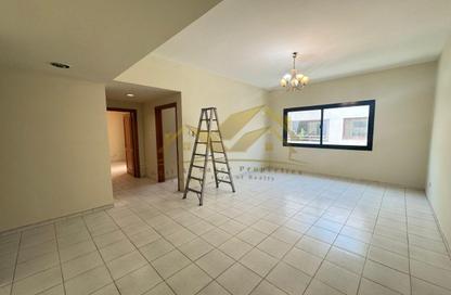 Apartment - 2 Bedrooms - 3 Bathrooms for rent in Al Hamriya - Bur Dubai - Dubai Apartment - 2 Bedrooms - 3 Bathrooms for rent in Al Hamriya - Bur Dubai - Dubai