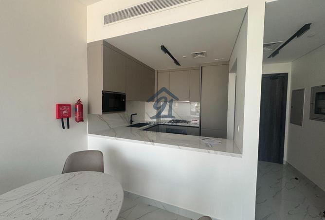 53170010 - Property Image 2