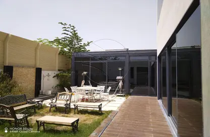 Villa - 5 Bedrooms - 7 Bathrooms for sale in West Yas - Yas Island - Abu Dhabi