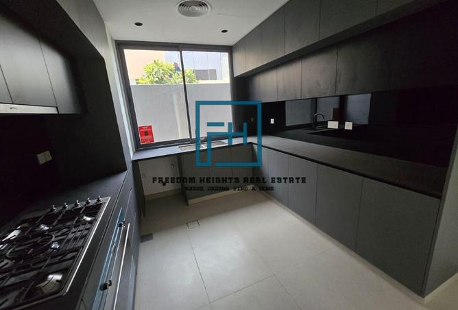 78584230 - Property Main Image