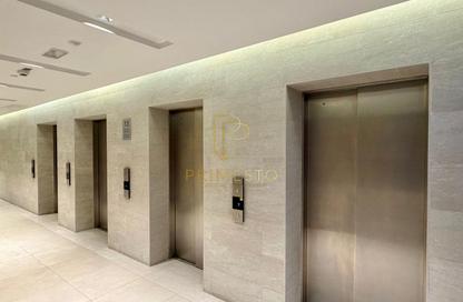 Apartment - 2 - 4 for rent in Al Bateen Plaza - Al Bateen - Abu Dhabi