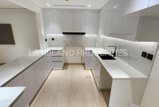 70702289 - Property Image 2