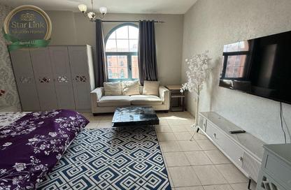 Apartment - Studio - 1 for rent in France Cluster - International City - Dubai