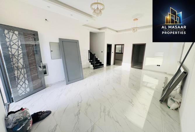 73877587 - Property Image 3