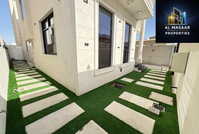 73877587 - Property Image 2