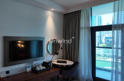 Apartment - Studio - 1 for sale in Dolphin Tower - Business Bay - Dubai