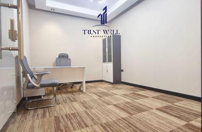 Business Centre - Studio - 7+ Bathrooms for rent in Dar Al Salam Building - Corniche Road - Abu Dhabi