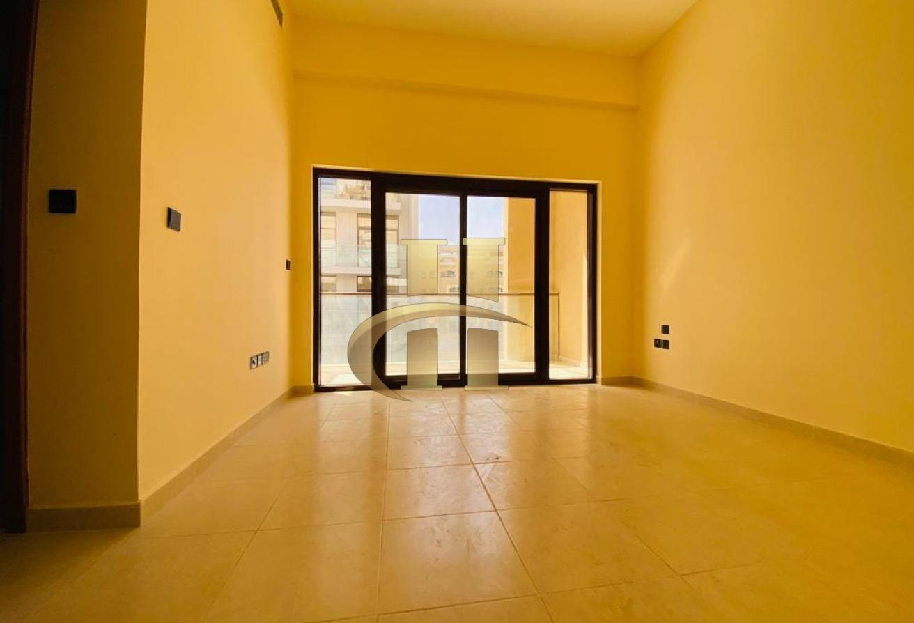 4 BR + Maid-Premium Layout-private Elevator photo 5