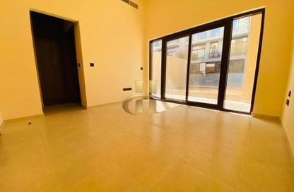 Villa - 4 - 6 for rent in Park Villas 6 - District 14 - Jumeirah Village Circle - Dubai