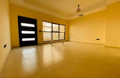 Villa - 4 - 6 for rent in Park Villas 6 - District 14 - Jumeirah Village Circle - Dubai