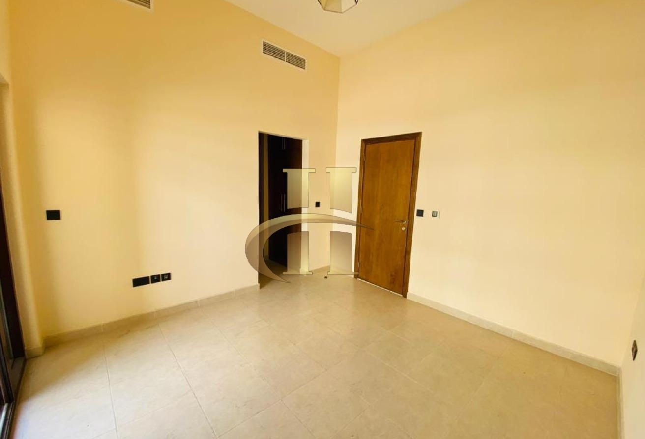 4 BR + Maid-Premium Layout-private Elevator photo 13