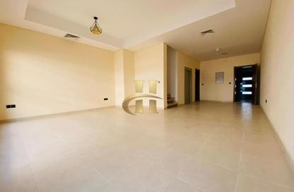 Villa - 4 - 6 for rent in Park Villas 6 - District 14 - Jumeirah Village Circle - Dubai
