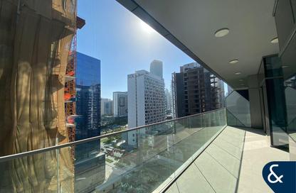 Apartment - 1 Bedroom - 2 Bathrooms for rent in Royal Regency - Business Bay - Dubai