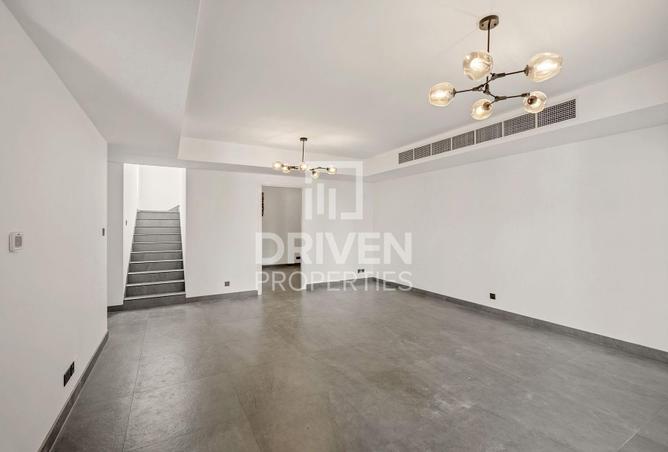 99132555 - Property Image 3
