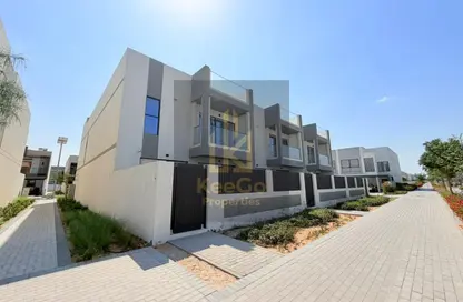 Villa - 4 Bedrooms - 5 Bathrooms for rent in Al Furjan - Dubai