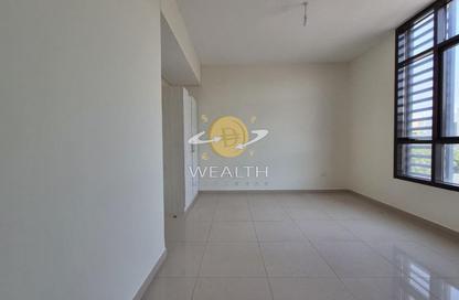 Townhouse - 3 - 4 for sale in Nasma Residence - Al Tai - Sharjah
