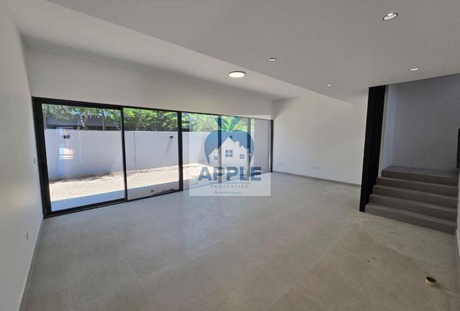 90063713 - Property Image 3