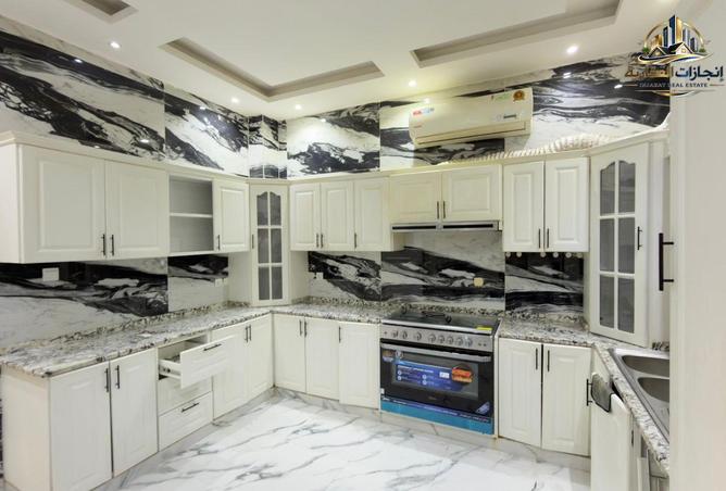 136570395 - Property Image 2