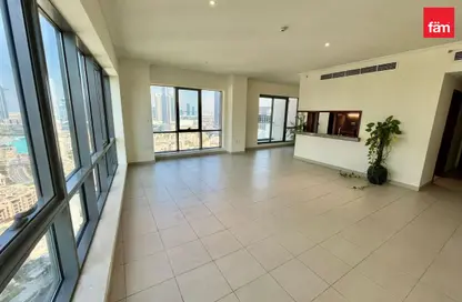 Apartment - 2 Bedrooms - 3 Bathrooms for sale in South Ridge 2 - South Ridge - Downtown Dubai - Dubai