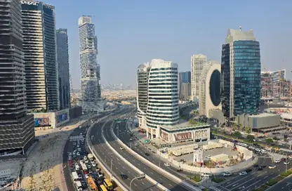 Apartment - 2 Bedrooms - 3 Bathrooms for rent in Burj Al Nujoom - Downtown Dubai - Dubai