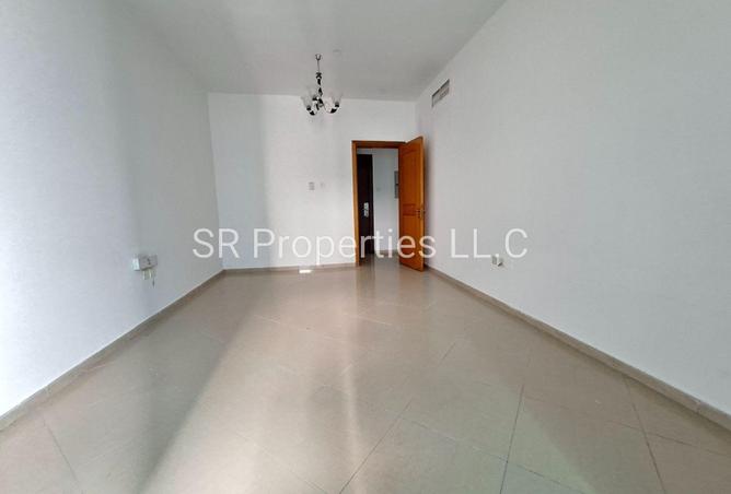 73849598 - Property Image 3