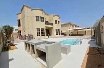 Villa - 5 Bedrooms - 7 Bathrooms for rent in Al Quoz 2 - Al Quoz - Dubai