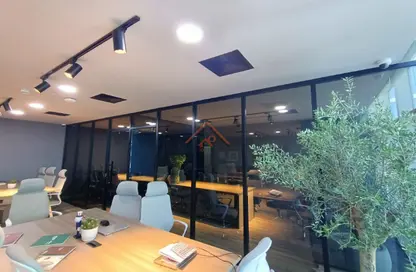 مكتب - غرفة نوم للايجار في برج بارك لين - الخليج التجاري - دبي