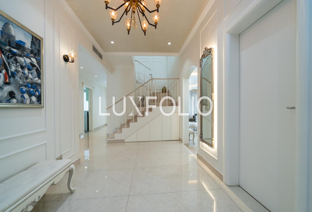 Premium | Lake View | Immaculate photo 13