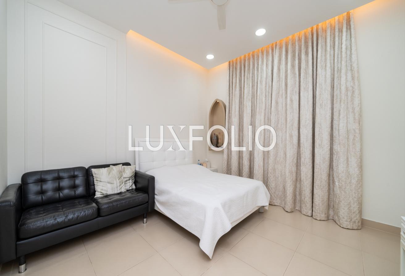 Premium | Lake View | Immaculate photo 9
