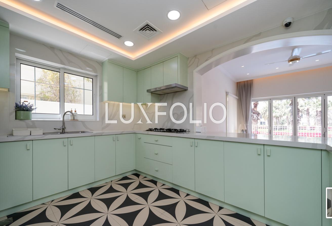 Premium | Lake View | Immaculate photo 6
