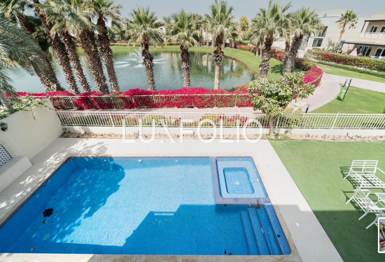 Premium | Lake View | Immaculate photo 25