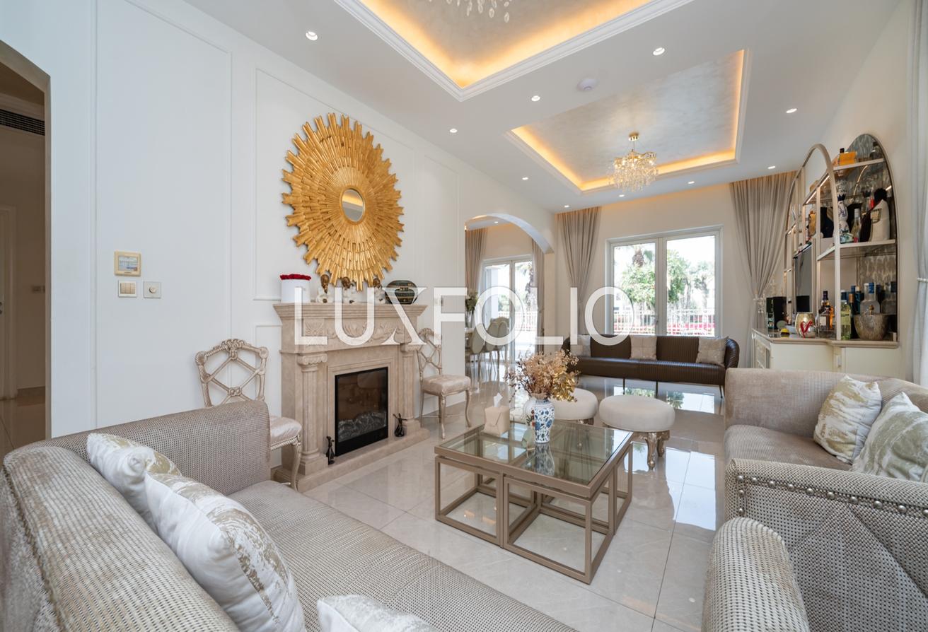 Premium | Lake View | Immaculate photo 2