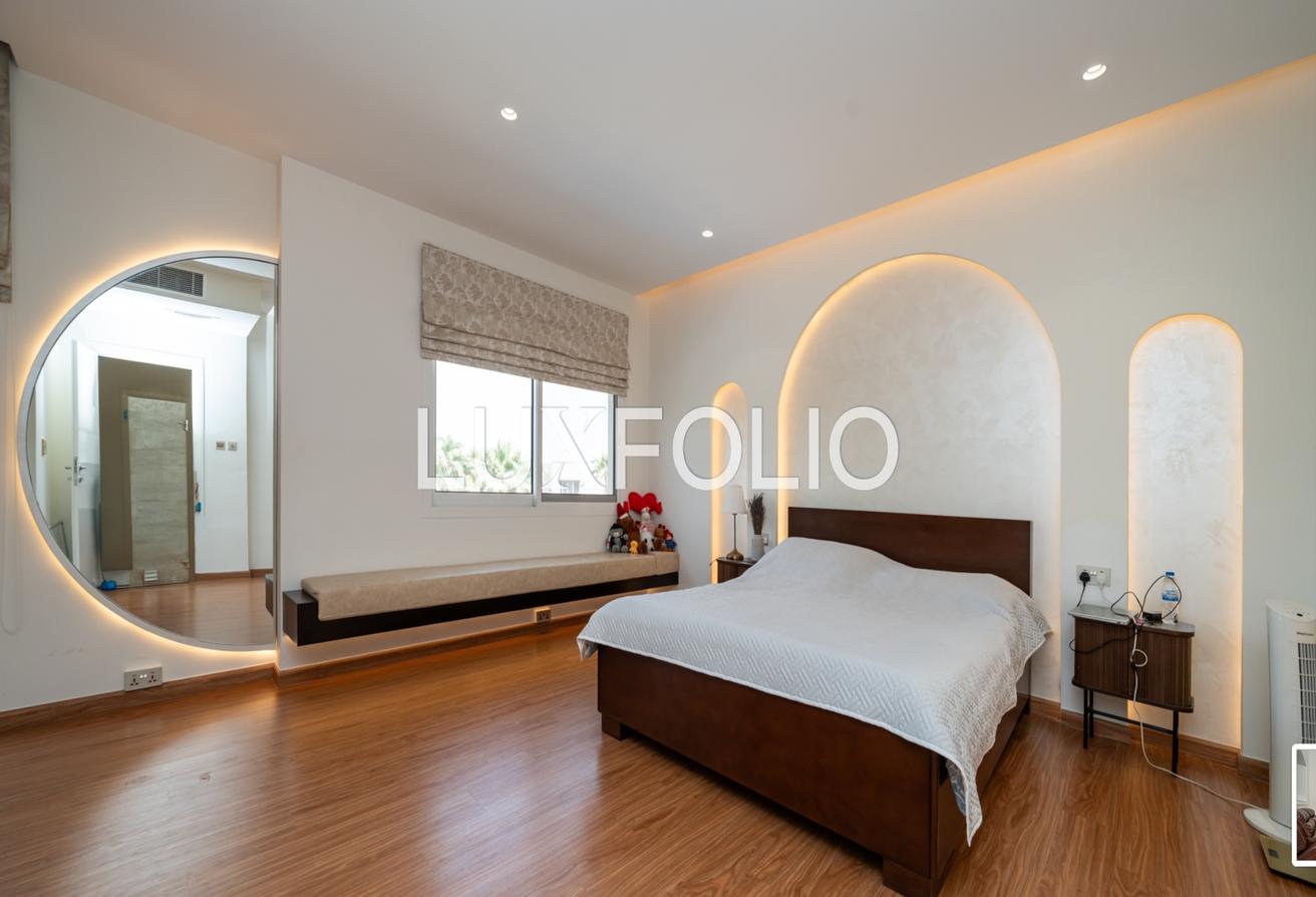 Premium | Lake View | Immaculate photo 14