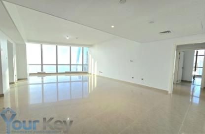 Apartment - 3 Bedrooms - 3 Bathrooms for rent in Etihad Towers - Corniche Road - Abu Dhabi