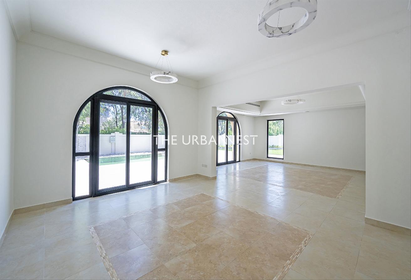 Stunning 5 Bedroom C1 | with Pool | Massive Plot photo 9