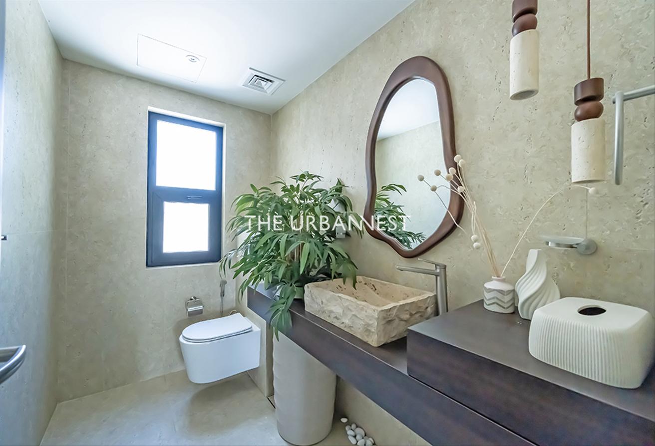 Stunning 5 Bedroom C1 | with Pool | Massive Plot photo 4