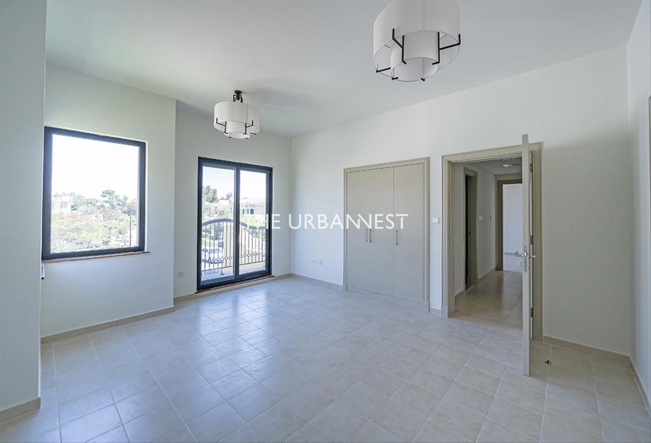Stunning 5 Bedroom C1 | with Pool | Massive Plot photo 19