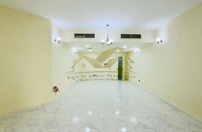 Apartment - 2 Bedrooms - 3 Bathrooms for rent in Umm Hurair - Bur Dubai - Dubai