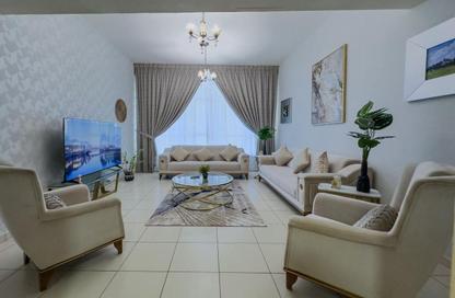 Apartment - 1 Bedroom - 2 Bathrooms for rent in Palm Tower 1 - Palm Towers - Al Majaz - Sharjah