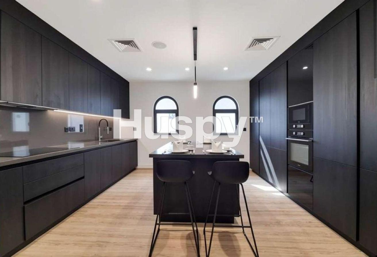 Upgraded | Furnished | Grand Foyer photo 3