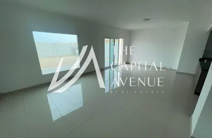 Townhouse - 3 Bedrooms - 3 Bathrooms for sale in Manazel Al Reef 2 - Al Samha - Abu Dhabi