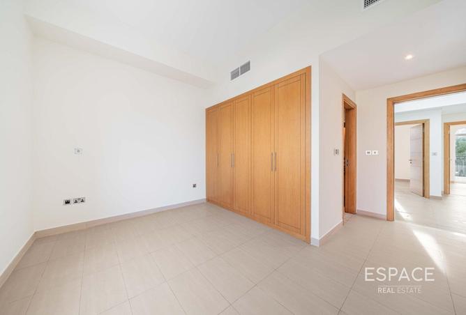 74229470 - صورة العقار 3