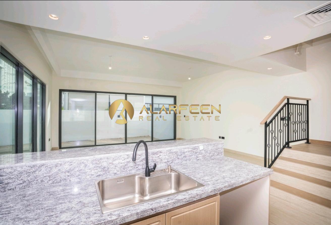 Unfurnished | Corner Villa | Bigger Size photo 8