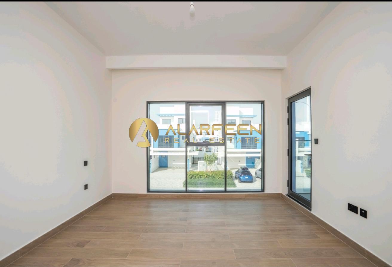 Unfurnished | Corner Villa | Bigger Size photo 16