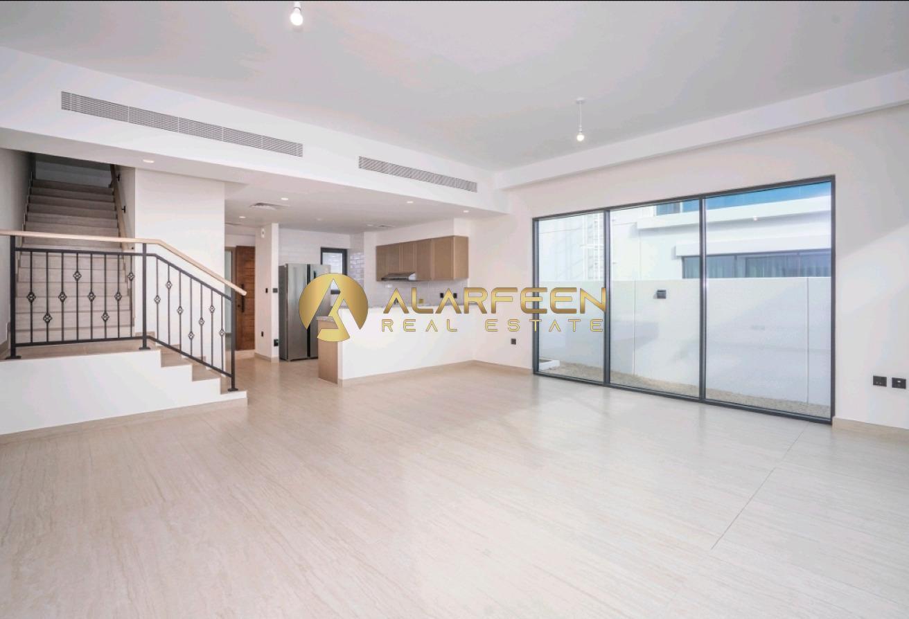 Unfurnished | Corner Villa | Bigger Size photo 6